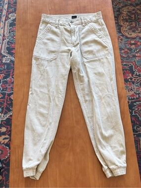 Gap corduroy cropped pants